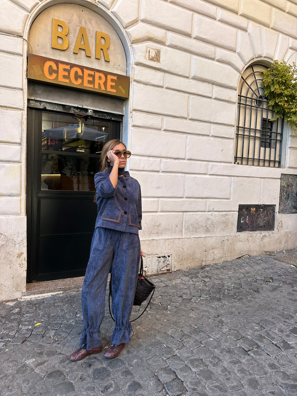 Pantalón balloon pana azul