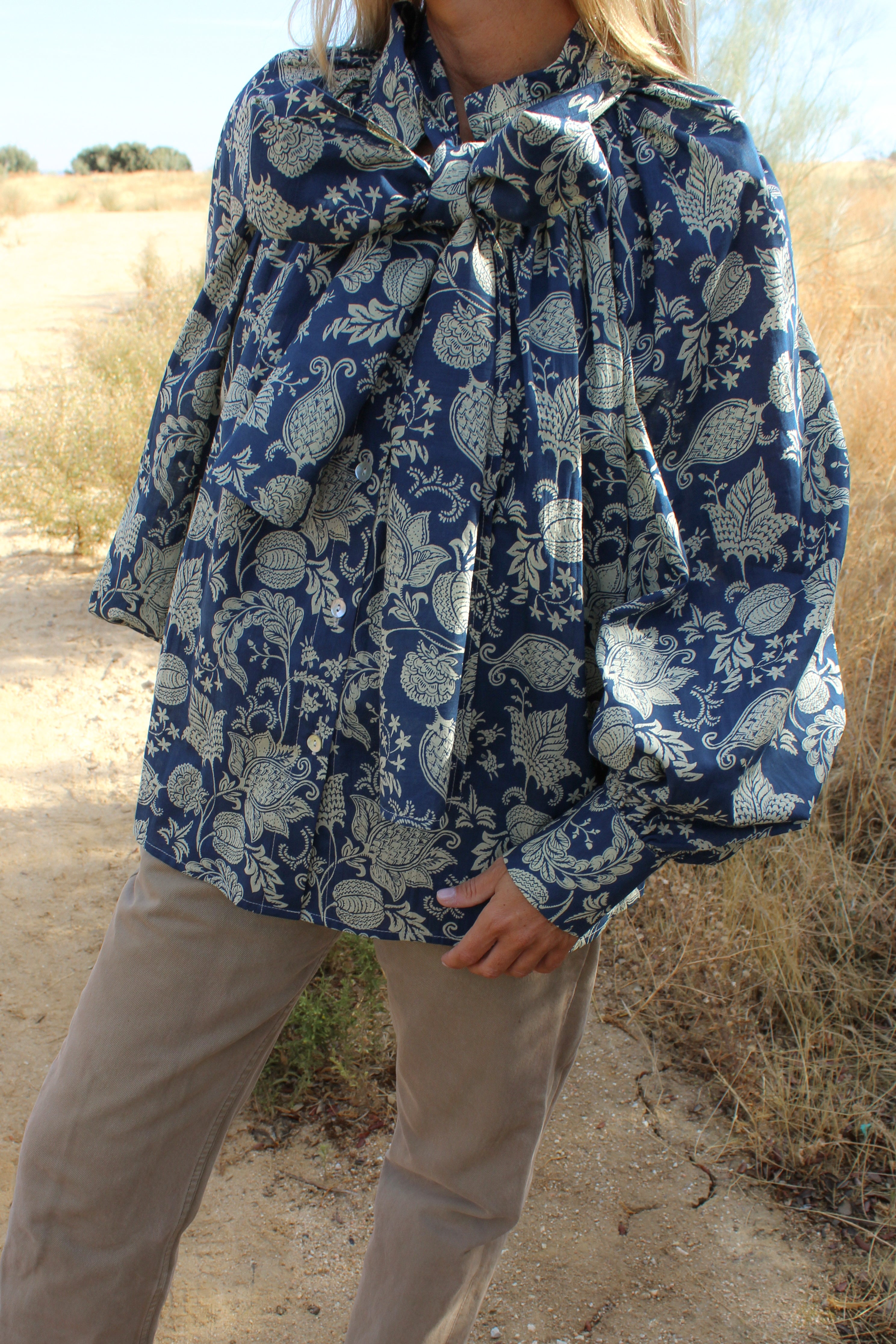 Camisa balloon batik flowers