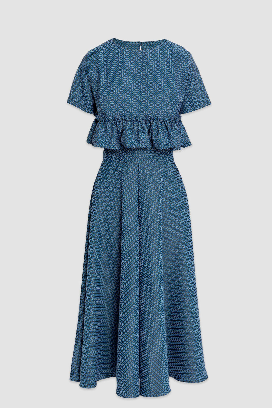 Conjunto cuerpo y falda azul